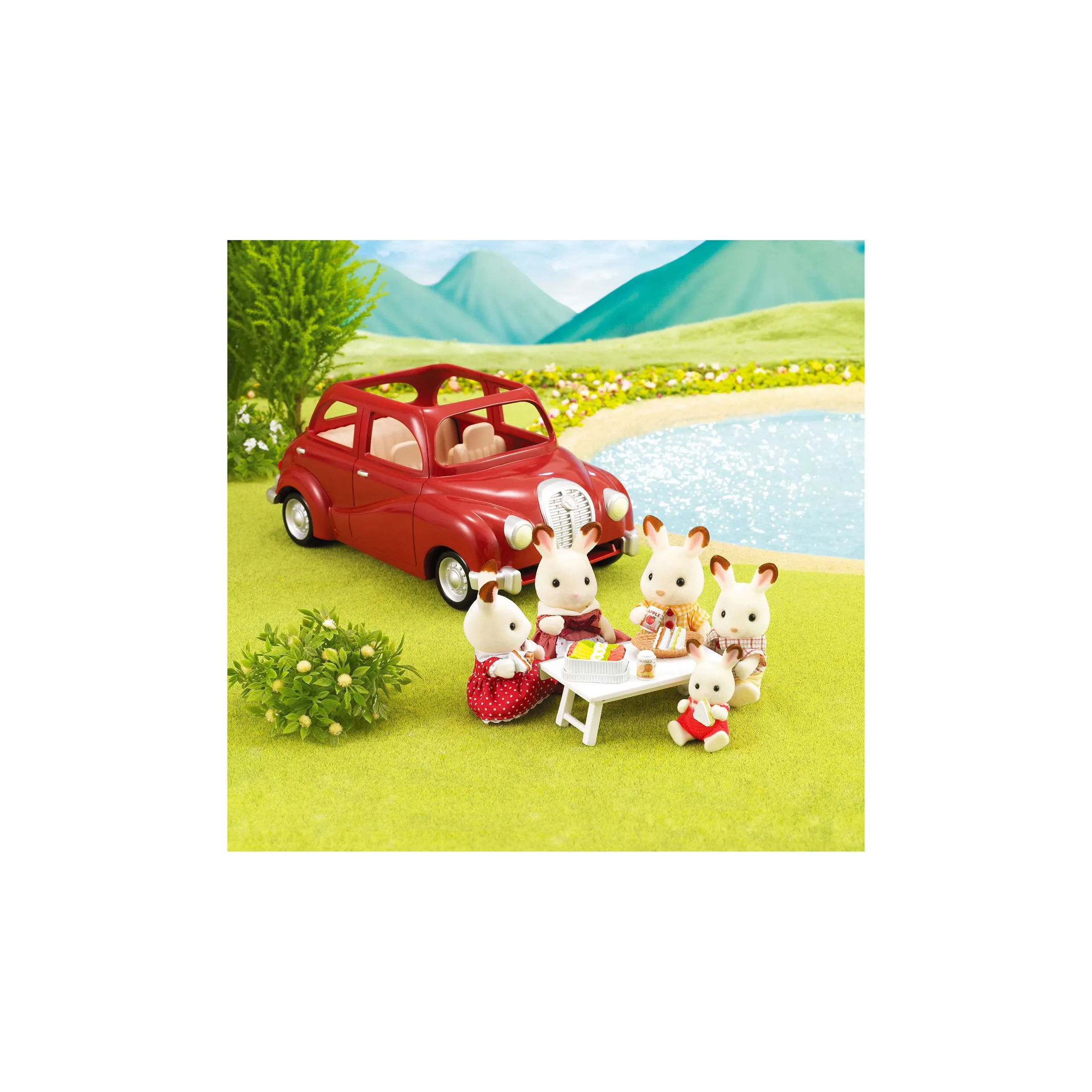 Набор Sylvanian Families Семейный автомобиль Красный 5273/2002 купить по  цене 9490 ₸ в интернет-магазине Детский мир